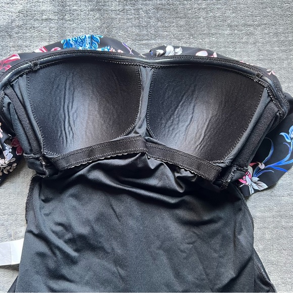 NEW Seafolly Sz 4 Winter Garden C/D Cup Bandeau One Piece Swimsuit Floral Black - Picture 13 of 15